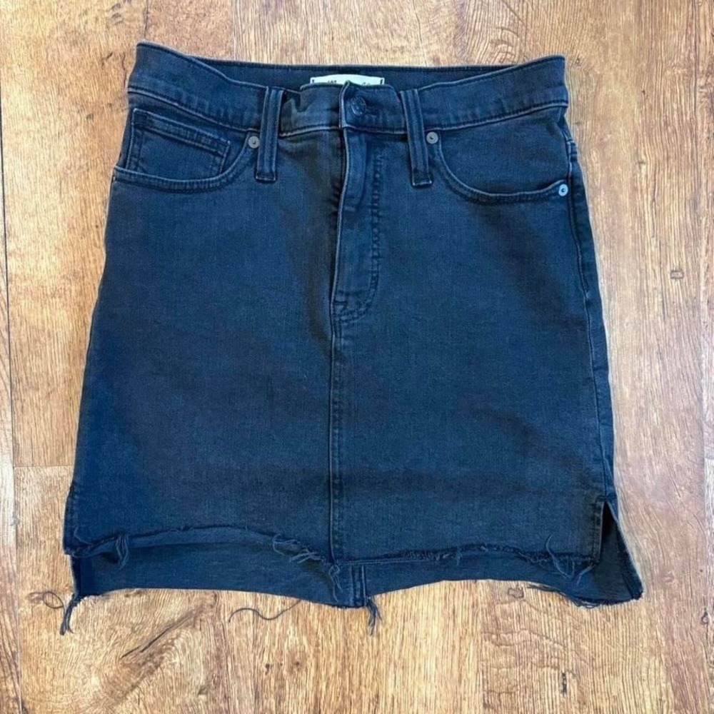 Madewell Faded Black mini denim skirt,